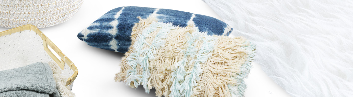 Bantal dan Aksesoris Ruangan Nestudio